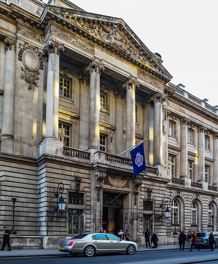 thumbnail: Royal Automobile Club London