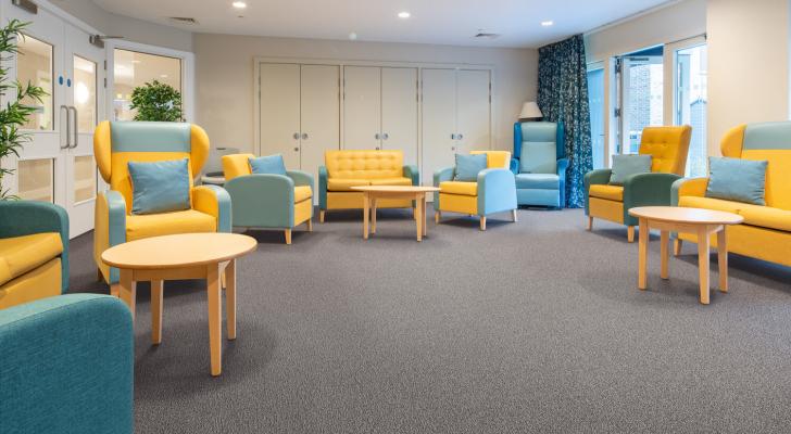 Carezone - Gradus - Room Set Image