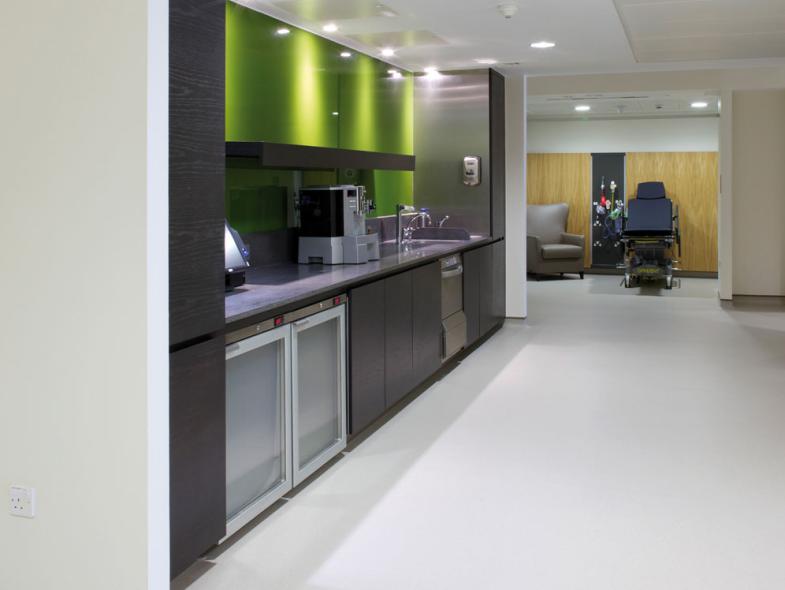 Circle Hospital - Image 3