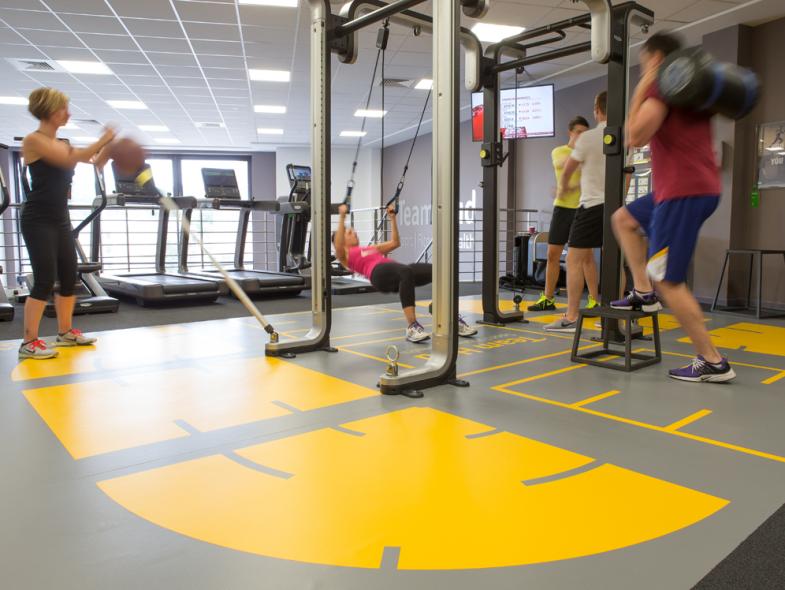 Huddersfield Uni - 5