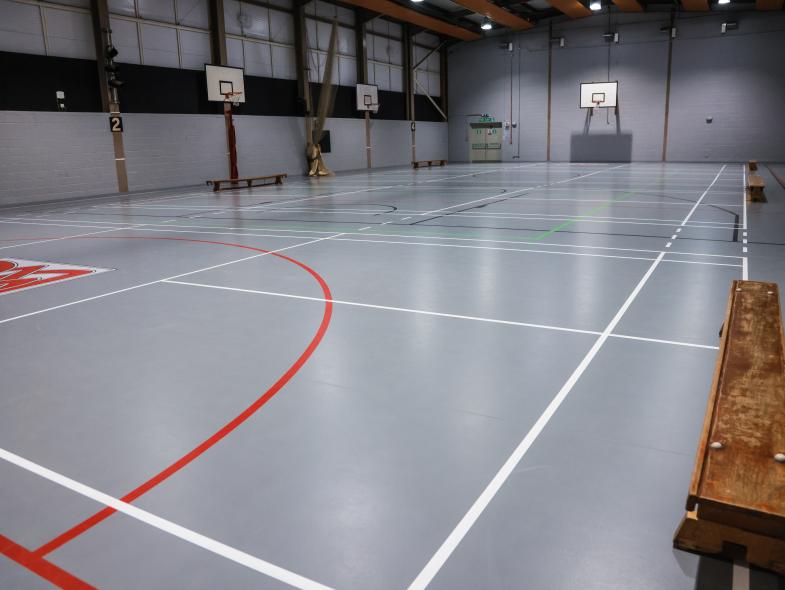 Langley School - Image 7