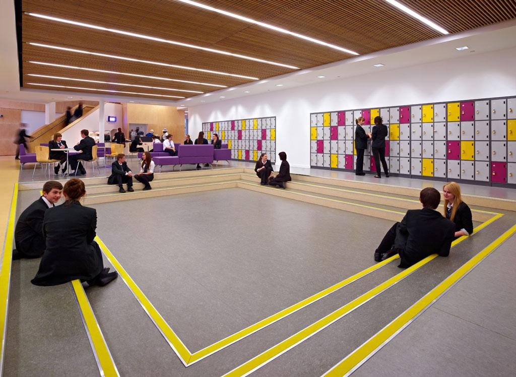 Park Mains High School - 5