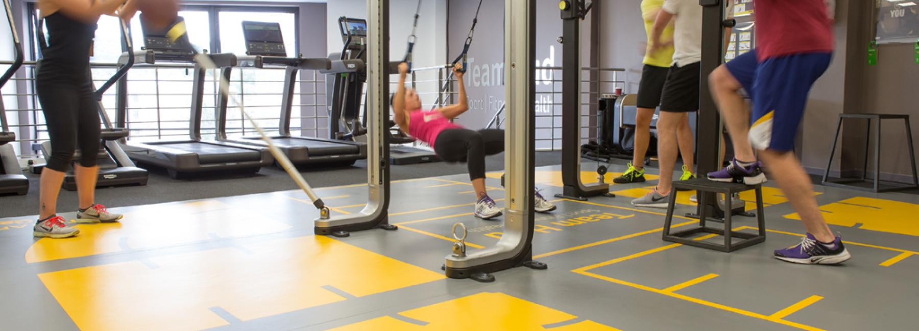 Huddersfield Uni - 5